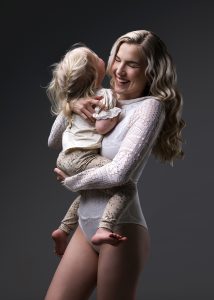 newborn fotoshoot, babyshoot, newborn fotograaf, moeder dochter fotoshoot, Groningen, Amsterdam, Utrecht
