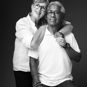 Familiefotoshoot in professionele fotostudio in Groningen – spontane en stijlvolle familiefotografie