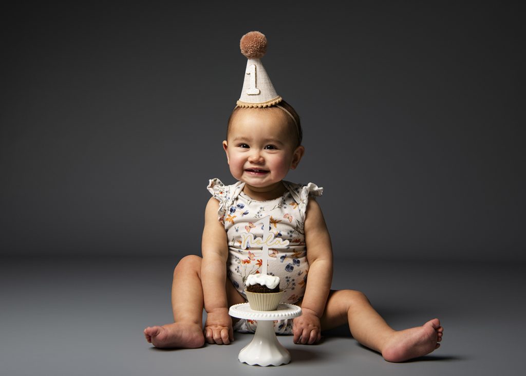 Familie fotoshoot studio Groningen baby verjaardag cakesmash